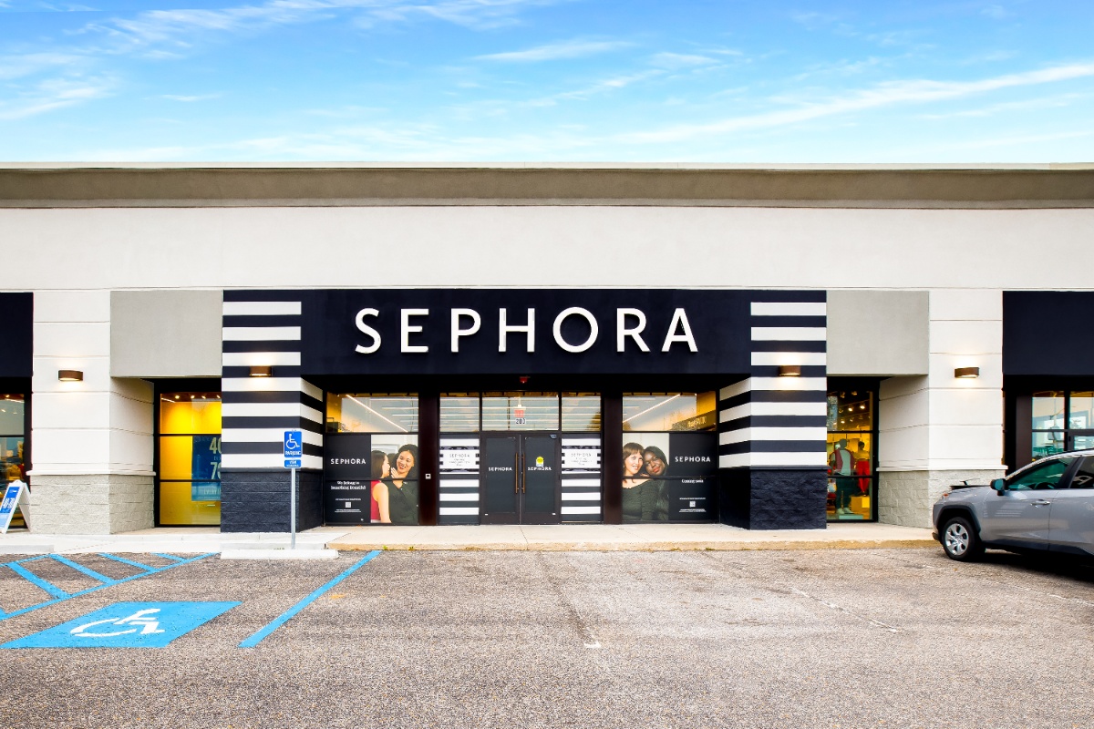 Sephora Store Exterior